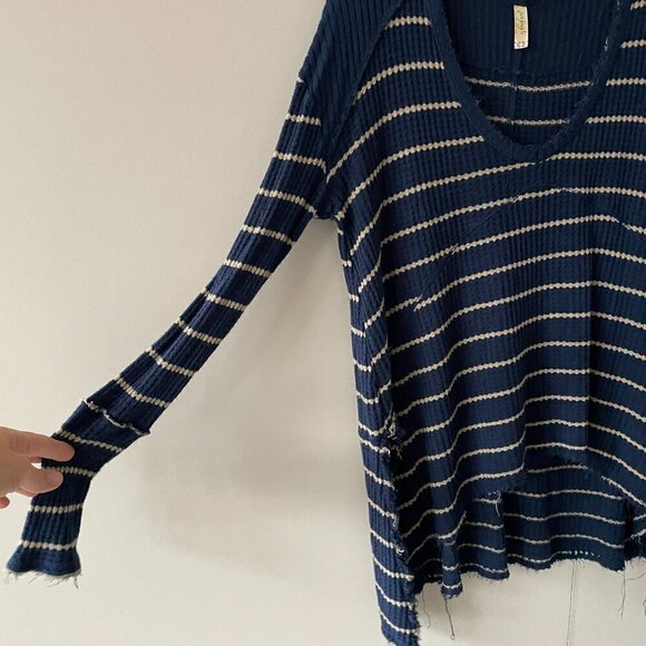 Free People Sunset Park Striped V-Neck Long Sleeve Casual Tunic Top Blue XS - Picture 4 of 10